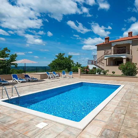 Διαμέρισμα Stunning In Labin (Istria)